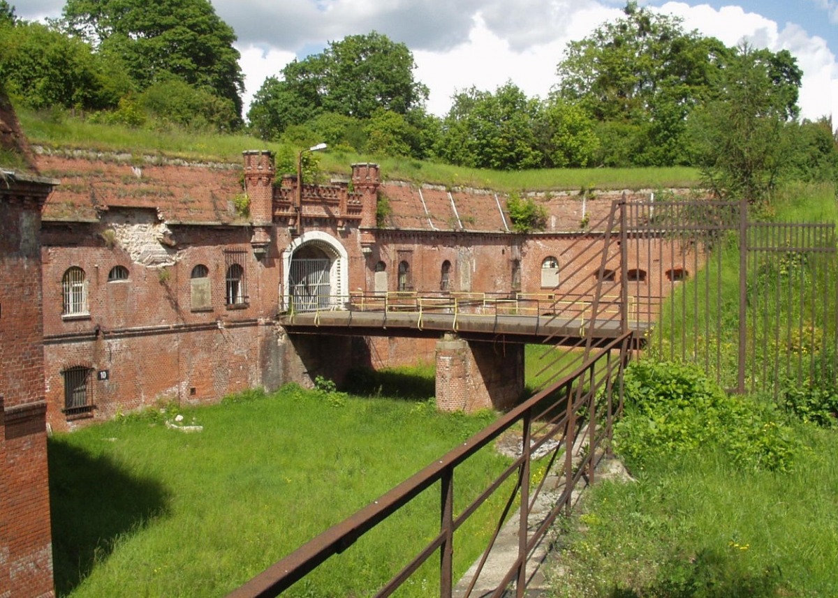 Fort v. Терновый замок. Варшава Форт. Toruń Fortress.