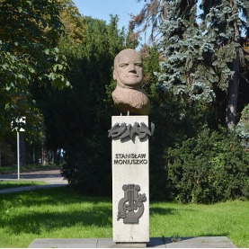 Pomnik St. Moniuszki